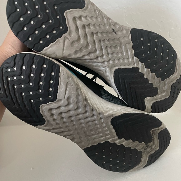 Nike Epic flyknit odyssey react shoes - Picture 5 of 5